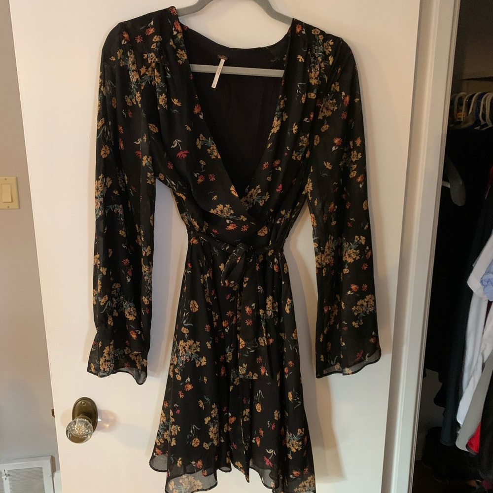 Free People Floral Dress. Size M. Like New
